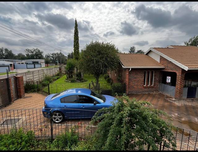 3 BEDROOM HOUSE FOR SALE IN MODDER EAST